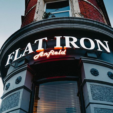 Flat Iron Anfield Hotell Liverpool Exteriör bild