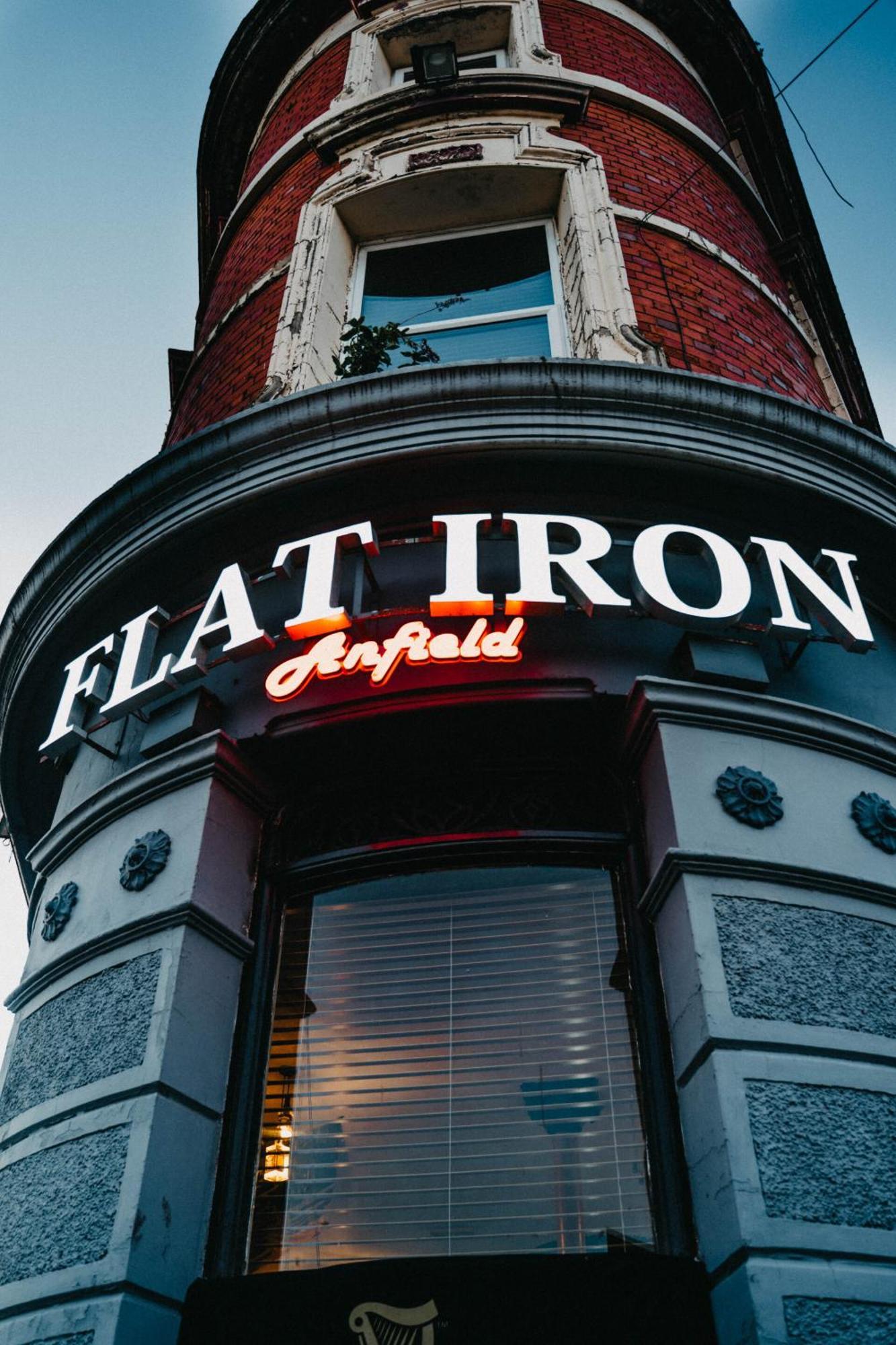 Flat Iron Anfield Hotell Liverpool Exteriör bild